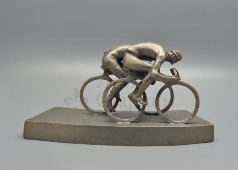 Спортивная скульптура большого размера «Велосипедисты», силумин, СССР, 1970-е
