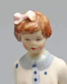 Статуэтка «Девочка с куклой», фарфор, СССР, 1960-е