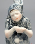 Авторская скульптура «Мальчик в новогоднем костюме зайчика», скульптор Асиновский И. А., Санкт-Петербург, 2015 г.