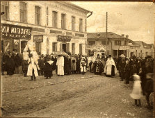 Старинная фотография «Крестный ход», Россия, 10 апреля 1917 г.