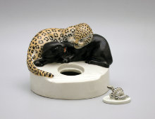 Фарфоровая чернильница «Леопард и черная пантера», ЛФЗ, скульптор Б. Я. Воробьев