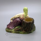  Статуэтка «Крестьянка с грибами», Тов-во М. С. Кузнецова