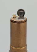 Настольная латунная зажигалка в виде снаряда на подставке, Россия, нач. 20 в.