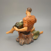 Фигурка «На отдыхе» (Гармонист с подругой), обливная керамика, СССР, 1950-60 гг.