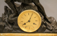 Часы каминные «Римский воин»