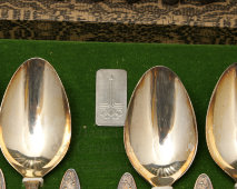 Сувенирный набор столовых приборов «XXII Олимпийские игры, Москва-80», мельхиор, олимпийская символика