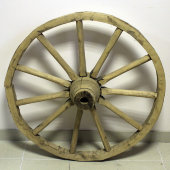 Старинное деревянное колесо от телеги, Россия, н. 20 в.