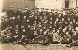 Большая старинная групповая фотография «В честь 200-летия Тульского оружейного завода», Россия, Тула, 1912 г.