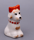 Декоративная статуэтка «Собака с бантом»