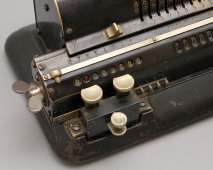 Старинная счетная машина арифмометр, Original Odhner, Гётеборг, Швеция, 1910-20 гг.