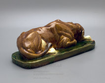 Керамическая фигурка «Спящий тигр», майолика, Гжель, советский период