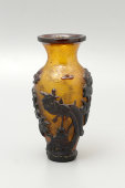 Интерьерная ваза «Птицы», многослойное стекло, Китай, 19 в.