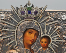 Старинная икона Божией Матери «Иверская» в серебряном окладе и киоте, Москва, 1840-е