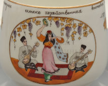 Агитационная чайная пара «ВСХВ» (ВДНХ), ручная роспись, ДФЗ Вербилки, 1939 г.