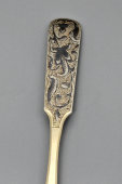 Старинная серебряная ложка с растительным декором, 84 проба, Москва, 1848 г.