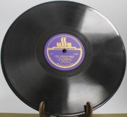 Советская старинная / винтажная пластинка 78 оборотов для граммофона / патефона с песнями С. Я. Лемешева: «Выхожу один я на дорогу» и «Про рябинушку»