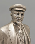 Настольная статуэтка «В. И. Ленин», скульптор Сычев В. И., силумин, Ленинградский завод «Монументскульптура», 1970-е