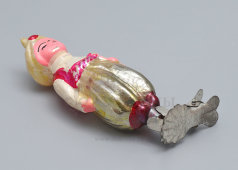 Советская ёлочная игрушка на прищепке «Маленький Мук в чалме», стекло, 1950-е