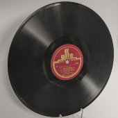 Экспортный вариант пластинки с советскими вальсами «Дунайские волны» и «Амурские волны», Апрелевский завод, 1950-е