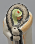 Довоенная статуэтка «Часовой», автор Давтян Т. О., агитационный фарфор ЛФЗ, 1930-е