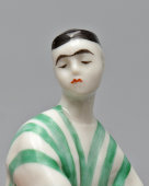 Статуэтка «Узбек с бубном», скульптор Велихова С. Б., художник Блак Л. К., фарфор, ЛФЗ, 1950-60 гг.