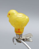 Стеклянная елочная игрушка на прищепке «Желтый цыпленок», стекло, СССР, 1950-е