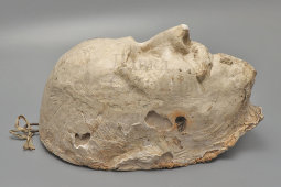 Посмертная маска с лица художника М. В. Нестерова, автор Мухина В. И., гипс, СССР, 1940-е