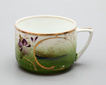 Чашка с блюдцем в зеленой росписи, фарфор Тов-ва М. С. Кузнецова, к. 19 в.