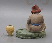 Чернильница «Чтение газеты Правда»