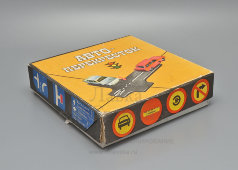 Детская настольная игра «Автоперекресток», пластмасса, металл, СССР, 1970-е