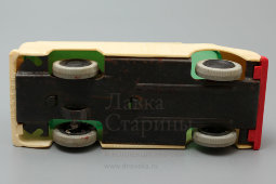 Советская детская игрушка «Автофургон с мигалкой», пластмасса, СССР, 1980-е годы