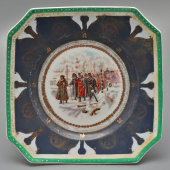 Старинное блюдо на ножке «Отступление Наполеона из Москвы», фарфор, Гарднер, 1870-1900 гг.