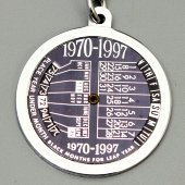 Сувенирный брелок с календарем с 1970 по 1997 гг. «Aeroflot Ilyushin-62» (Аэрофлот Ил-62), СССР, 1970-80 гг.