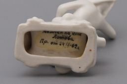 Советская фарфоровая статуэтка «Мальчик на лошадке», скульптор Лотов Н., Вербилки