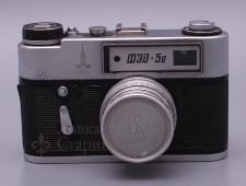 Советский фотоаппарат «ФЭД-5В» с эмблемой Олимпиады-80 в Москве