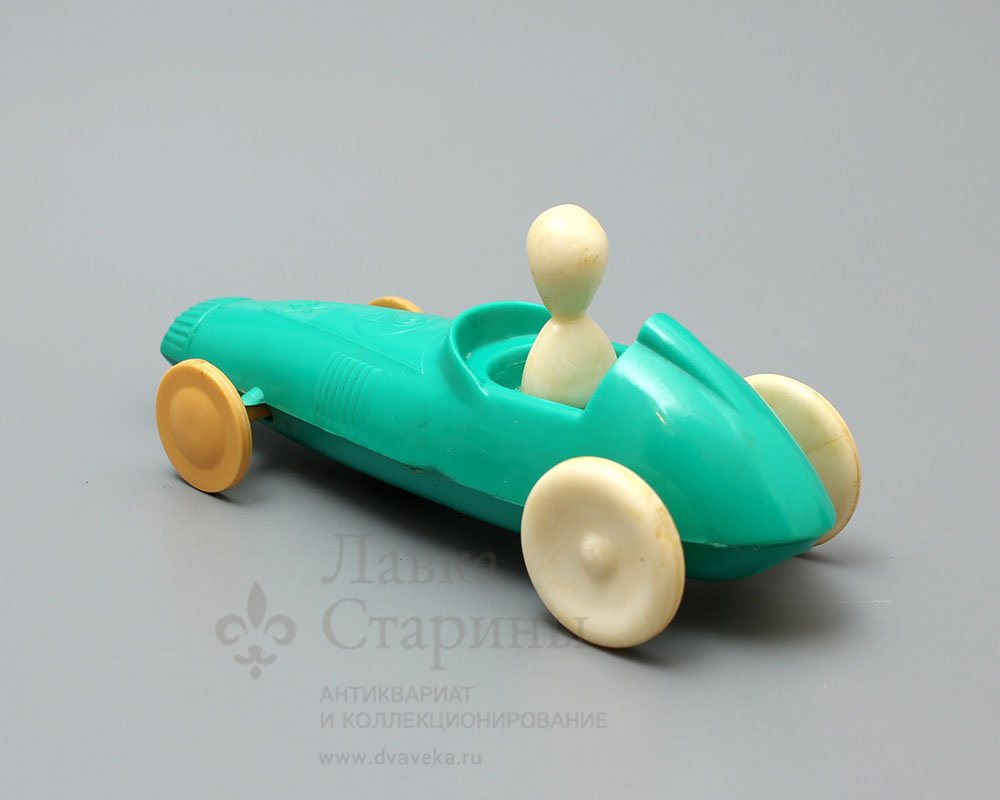 Советская игрушка автомобиль