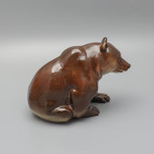 Статуэтка «Медведь бурый»​, скульптор Веселов  П. П., ЛФЗ, 1992-2001 гг.