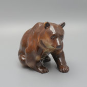 Статуэтка «Медведь бурый»​, скульптор Веселов  П. П., ЛФЗ, 1992-2001 гг.