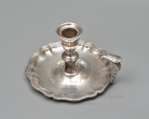 Антикварный подсвечник с ручкой (ночная свеча), белый металл, Европа, 19 в.
