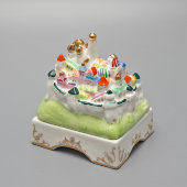 Шкатулка «Русский городок» (Китеж-град), скульптор Малышева Н. А., фарфор, Дулево, 1956 г.