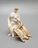 Статуэтка «Леда и лебедь», скульптор Бржезицкая А. Д., фарфор ДЗ Дулево, СССР