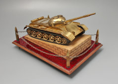 Сувенир, подарок военному, масштабная модель «Танк Т-54», латунь, оргстекло, СССР, 1970-80 гг.