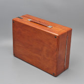 Винтажный патефон-чемоданчик «Дружба» в деревянном корпусе, модель ПГ-54, Артель «Граммофон», Ленинград, кон. 1950-х 