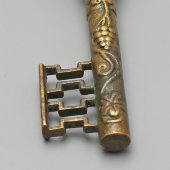 Винтажный декоративный штопор с виноградной лозой «Ключ от города София», бронза, Болгария, сер. 20 в.