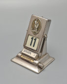 Советский «вечный» настольный перекидной календарь «Самсон раздирающий пасть льву», Ленинград, 1960-80 гг.