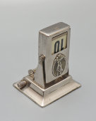 Советский «вечный» настольный перекидной календарь «Самсон раздирающий пасть льву», Ленинград, 1960-80 гг.