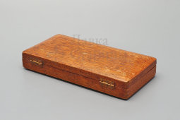 Старинный набор хирургических инструментов со скальпелями, сталь, деревянный футляр, фабрика Шаплыгиных, Россия, кон. 19, нач. 20 вв.