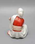 Статуэтка «Индианка», скульптор Жникруп О. Л.,​ фарфор, Киевский ЭКХЗ, 1955-62 гг.