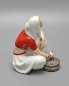 Статуэтка «Индианка», скульптор Жникруп О. Л.,​ фарфор, Киевский ЭКХЗ, 1955-62 гг.