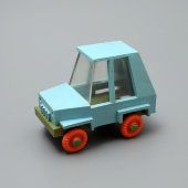 Детская игрушечная машинка СССР, пластмасса, 1980-е годы